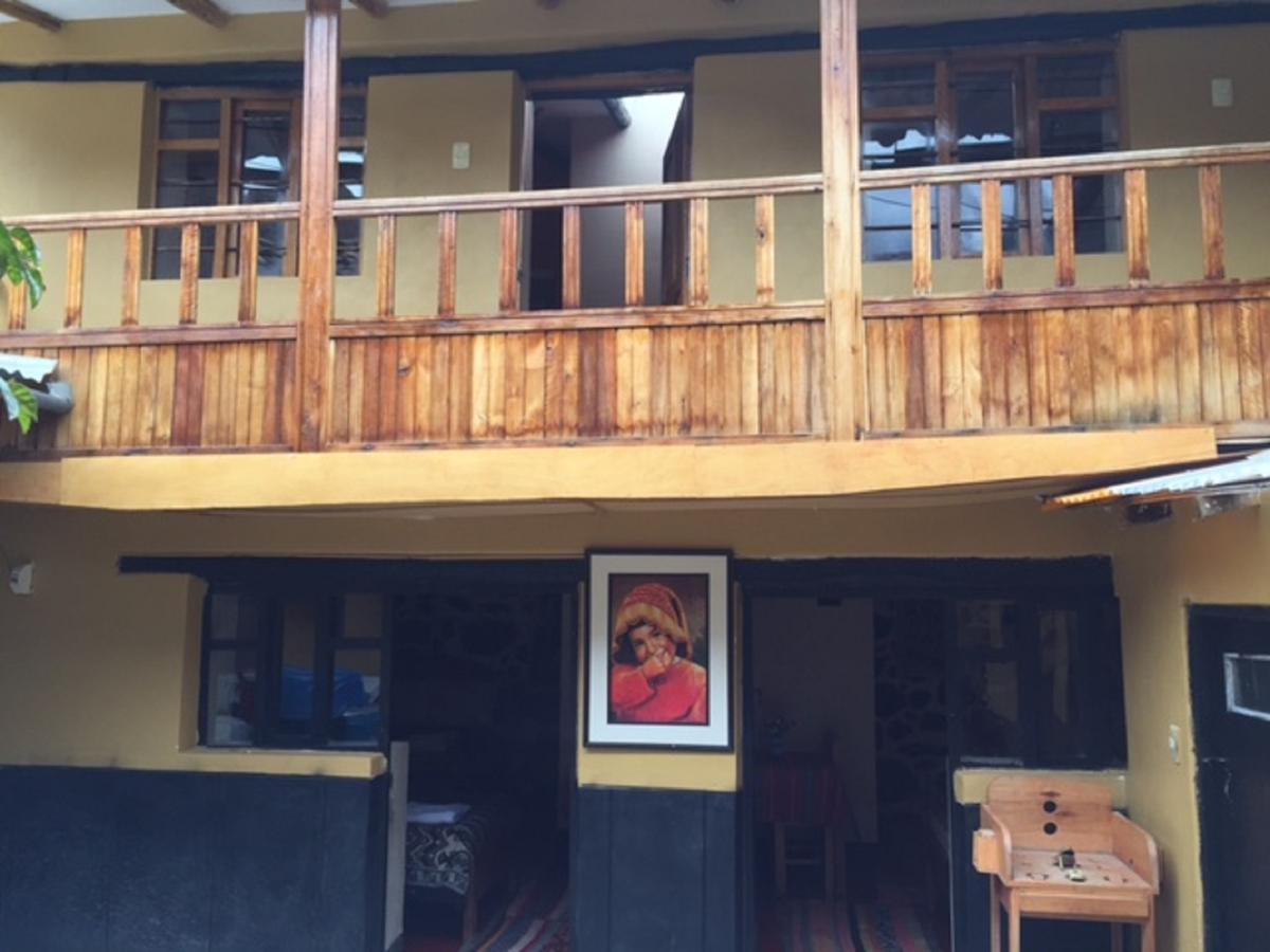 Hospedaje K'Uchuwasi Ollantaytambo Esterno foto